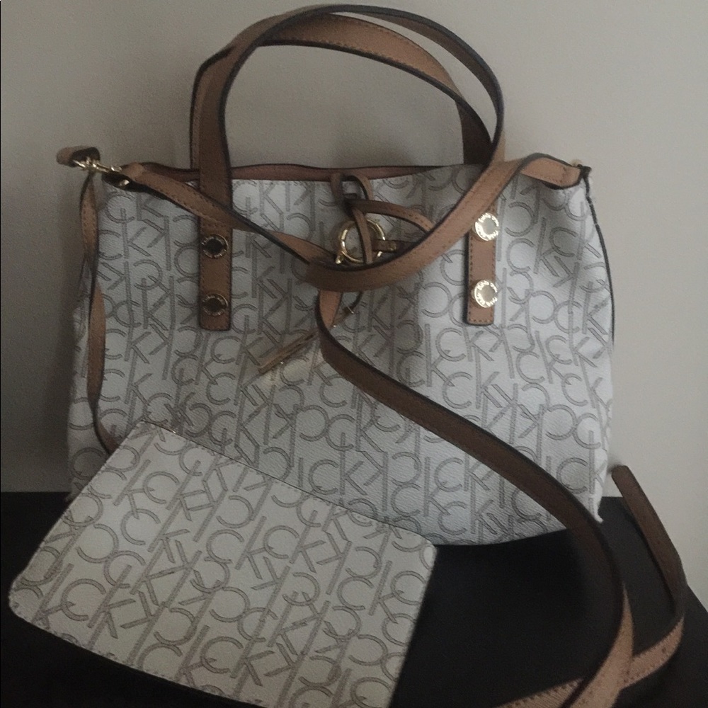 Calvin Klein Women’s handbag 👜